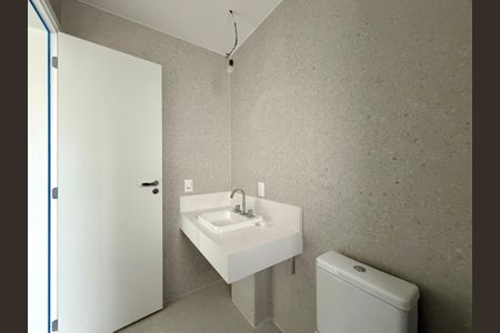 Apartamento à venda com 194m², 4 quartos e 3 vagasBanheiro Suíte 4