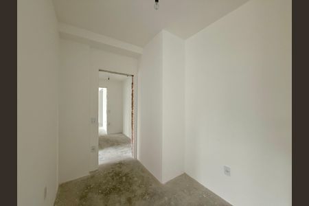 Apartamento à venda com 194m², 4 quartos e 3 vagasCloset Suíte 2