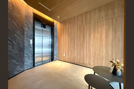 Apartamento à venda com 194m², 4 quartos e 3 vagasHall Social Bloco