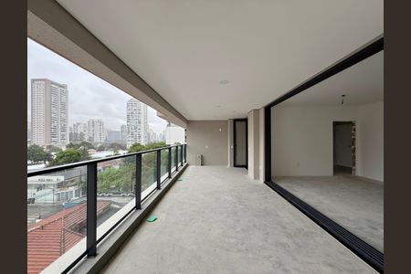 Apartamento à venda com 194m², 4 quartos e 3 vagasSacada