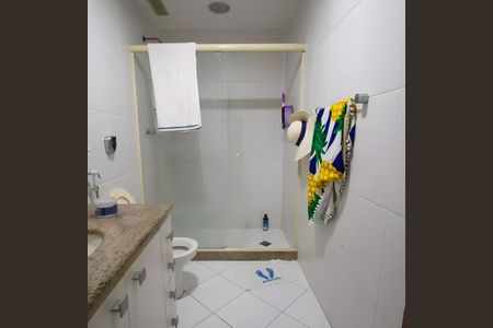 Apartamento para alugar com 216m², 3 quartos e 2 vagasBanheiro