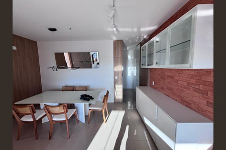 Apartamento para alugar com 97m², 3 quartos e 2 vagasSala