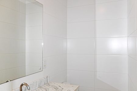 Casa de condomínio para alugar com 200m², 4 quartos e 4 vagasBanheiro da Suíte 2