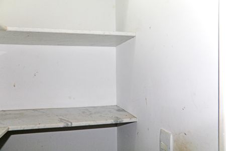 Casa de condomínio para alugar com 200m², 4 quartos e 4 vagasDespensa