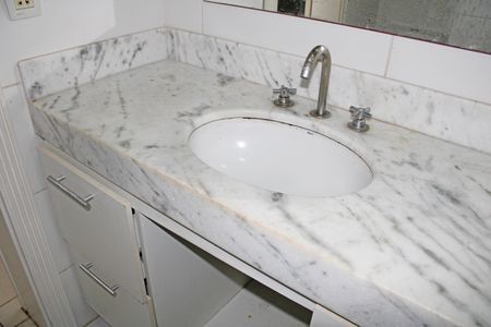 Casa de condomínio para alugar com 200m², 4 quartos e 4 vagasBanheiro da Suíte 3