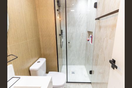 Apartamento à venda com 38m², 2 quartos e 1 vaga Apartamento à venda com 38m², 2 quartos e 1 vagaBanheiro