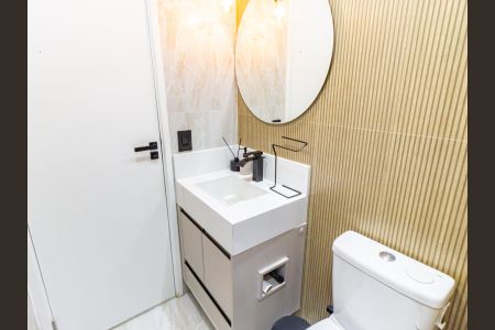 Apartamento à venda com 38m², 2 quartos e 1 vaga Apartamento à venda com 38m², 2 quartos e 1 vagaBanheiro
