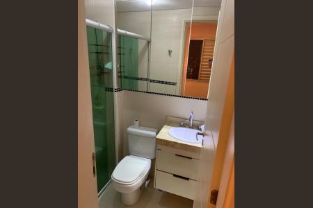 Banheiro de apartamento à venda com 3 quartos, 64m² em Vila Prudente, São Paulo