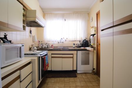 Apartamento para alugar com 150m², 4 quartos e 3 vagasCozinha