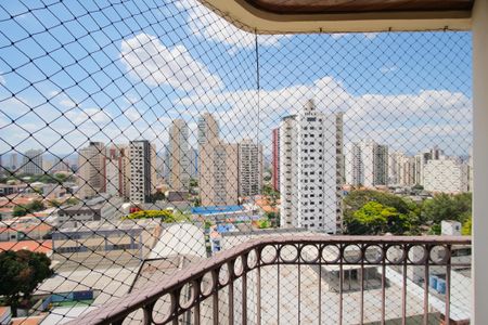 Apartamento para alugar com 150m², 4 quartos e 3 vagasVaranda da Suíte 1