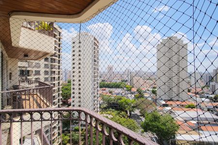 Apartamento para alugar com 150m², 4 quartos e 3 vagasVaranda da Suíte 1