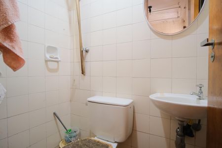 Apartamento para alugar com 150m², 4 quartos e 3 vagasBanheiro de Serviço