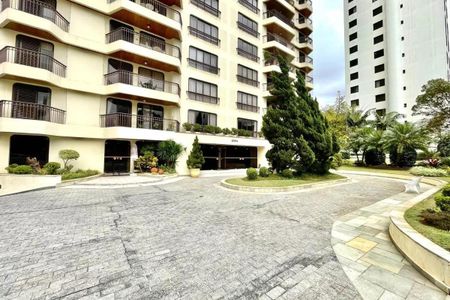 Apartamento para alugar com 150m², 4 quartos e 3 vagas Apartamento para alugar com 150m², 4 quartos e 3 vagasÁrea comum