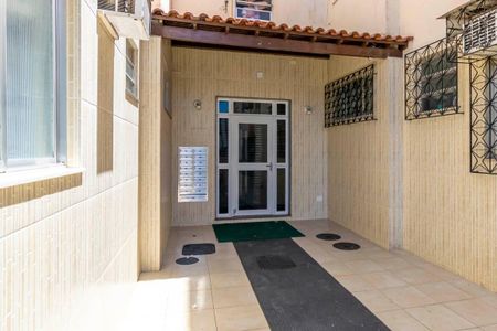 Apartamento à venda com 55m², 2 quartos e sem vaga Apartamento à venda com 55m², 2 quartos e sem vagaÁrea comum - Hall da entrada