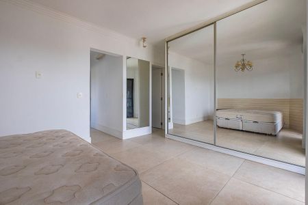 Apartamento à venda com 150m², 2 quartos e 3 vagasSuíte 1