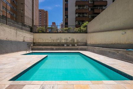 Apartamento à venda com 150m², 2 quartos e 3 vagasPiscina