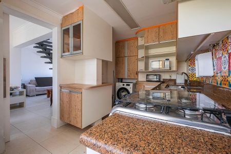 Apartamento à venda com 150m², 2 quartos e 3 vagasCozinha