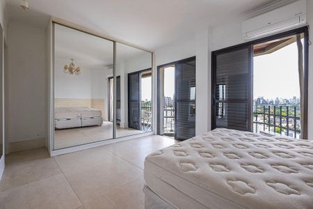 Apartamento à venda com 150m², 2 quartos e 3 vagasSuíte 1