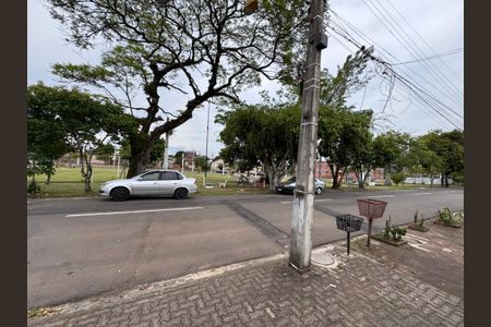 Casa à venda com 262m², 4 quartos e 3 vagas Casa à venda com 262m², 4 quartos e 3 vagasfrente da casa