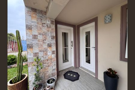 Casa à venda com 262m², 4 quartos e 3 vagas Casa à venda com 262m², 4 quartos e 3 vagasÁrea comum