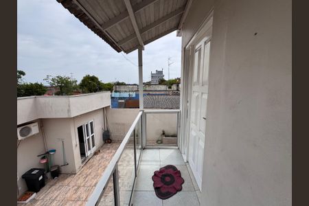 Casa à venda com 262m², 4 quartos e 3 vagas Casa à venda com 262m², 4 quartos e 3 vagasÁrea comum