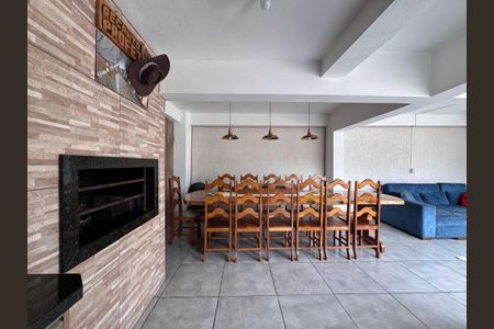 Casa à venda com 262m², 4 quartos e 3 vagas Casa à venda com 262m², 4 quartos e 3 vagasSalão de Festas