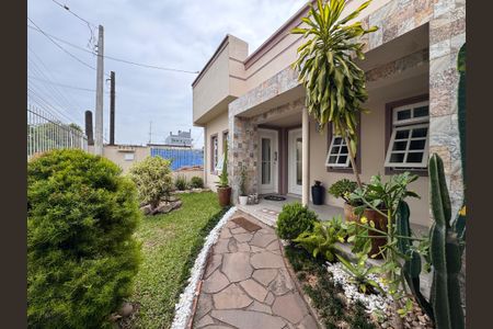 Casa à venda com 262m², 4 quartos e 3 vagas Casa à venda com 262m², 4 quartos e 3 vagasÁrea comum