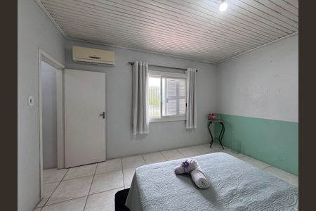 Casa à venda com 262m², 4 quartos e 3 vagas Casa à venda com 262m², 4 quartos e 3 vagasquarto 3