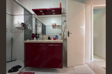 Casa à venda com 262m², 4 quartos e 3 vagas Casa à venda com 262m², 4 quartos e 3 vagasbanheiro