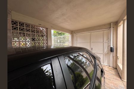 Casa à venda com 262m², 4 quartos e 3 vagas Casa à venda com 262m², 4 quartos e 3 vagasÁrea comum