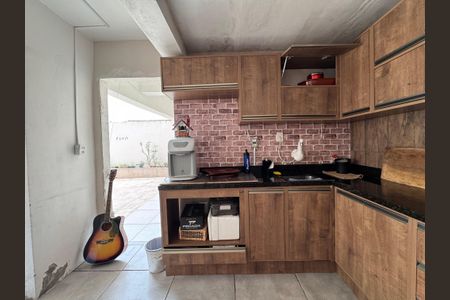 Casa à venda com 262m², 4 quartos e 3 vagas Casa à venda com 262m², 4 quartos e 3 vagasSalão de Festas