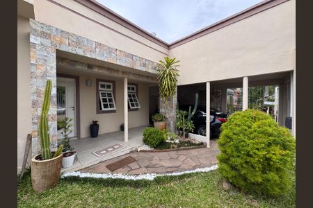 Casa à venda com 262m², 4 quartos e 3 vagas Casa à venda com 262m², 4 quartos e 3 vagasÁrea comum