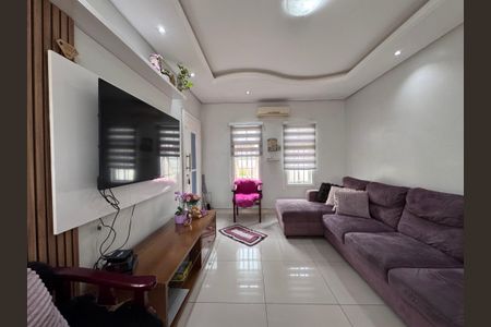 Casa à venda com 262m², 4 quartos e 3 vagassala