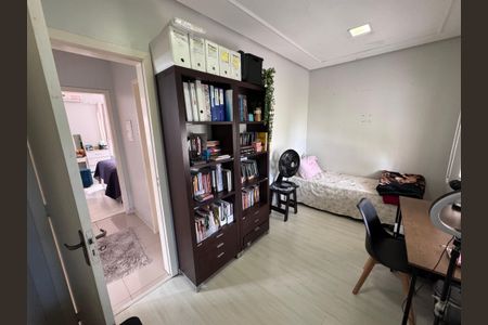 Casa à venda com 262m², 4 quartos e 3 vagas Casa à venda com 262m², 4 quartos e 3 vagasquarto 1