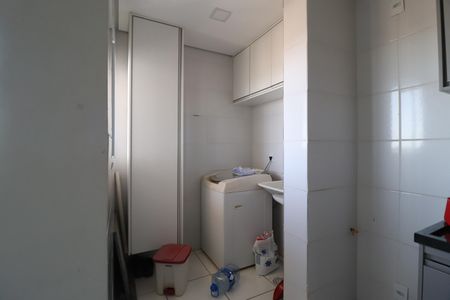Apartamento para alugar com 58m², 2 quartos e 1 vagaÁrea de Serviço
