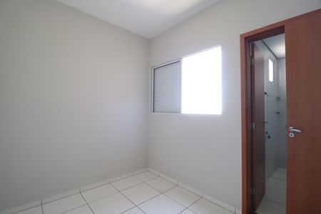 Suíte de apartamento para alugar com 2 quartos, 58m² em Laranjeiras, Uberlândia