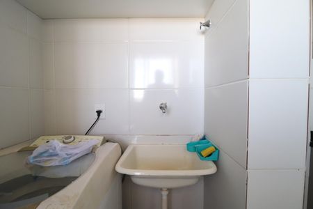 Apartamento para alugar com 58m², 2 quartos e 1 vagaÁrea de Serviço