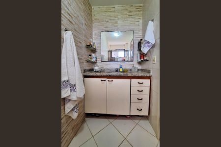 Apartamento à venda com 150m², 2 quartos e 2 vagasBanheiro da Suíte 1
