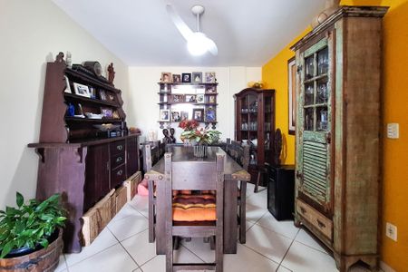 Apartamento à venda com 150m², 2 quartos e 2 vagasSala