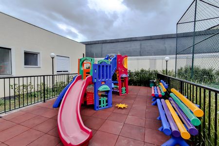 Apartamento para alugar com 45m², 2 quartos e 1 vaga Apartamento para alugar com 45m², 2 quartos e 1 vagaÁrea comum - Playground