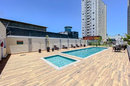 Apartamento para alugar com 45m², 2 quartos e 1 vaga Apartamento para alugar com 45m², 2 quartos e 1 vagaÁrea comum - Piscina