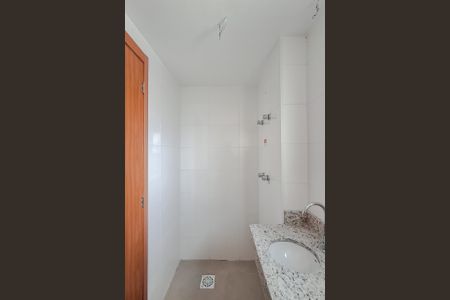 Apartamento para alugar com 45m², 2 quartos e 1 vaga Apartamento para alugar com 45m², 2 quartos e 1 vagaBanheiro