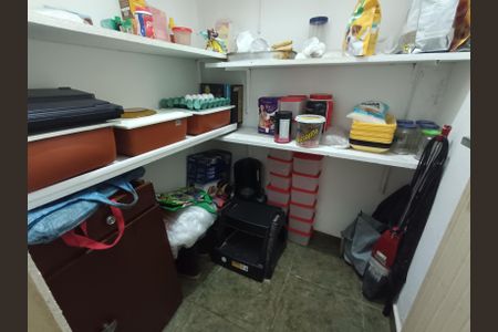 Casa à venda com 190m², 3 quartos e 2 vagasDespensa