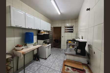 Casa à venda com 190m², 3 quartos e 2 vagasCozinha