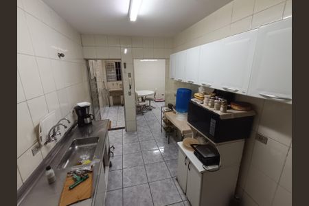 Casa à venda com 190m², 3 quartos e 2 vagasCozinha