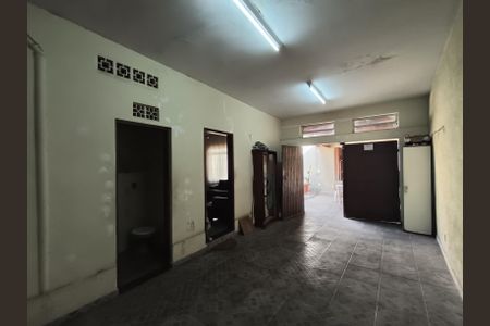 Casa à venda com 190m², 3 quartos e 2 vagasQuintal