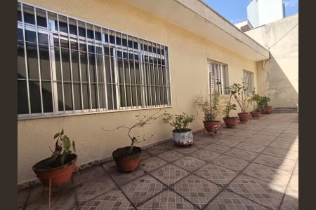 Casa à venda com 190m², 3 quartos e 2 vagasQuintal