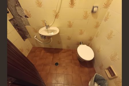 Casa à venda com 190m², 3 quartos e 2 vagasBanheiro 2