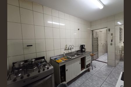 Casa à venda com 190m², 3 quartos e 2 vagasCozinha