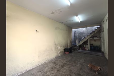 Casa à venda com 190m², 3 quartos e 2 vagasQuintal